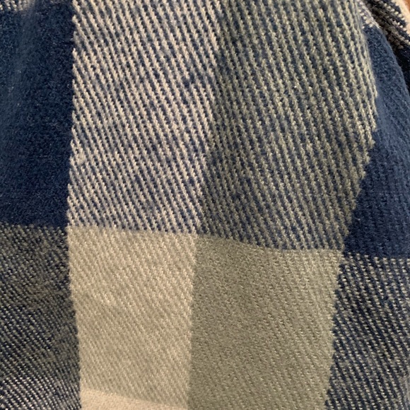 Blue and gray plaid scarf. Unbranded. Gently used - Picture 4 of 5